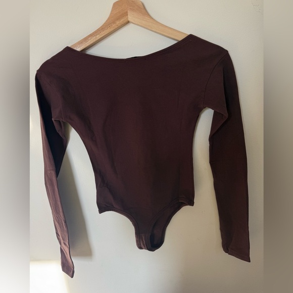 Gil Rodriguez El Tigre Small S Brown LS bodysuit - Picture 6 of 7